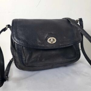 Coach Ridgefield Flap Black Leather Crossbody